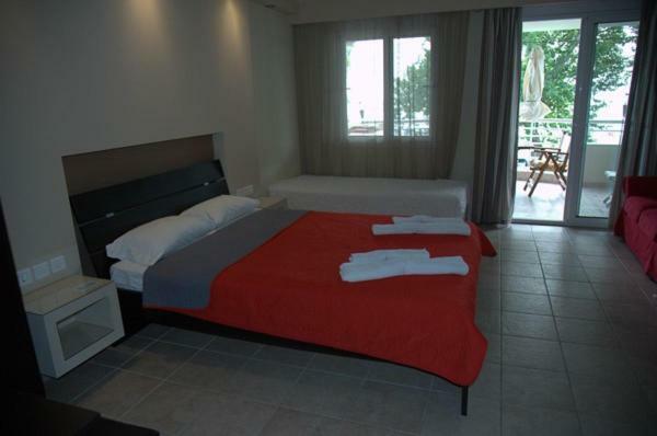 Studios Giannakis Chrysi Ammoudia Luaran gambar